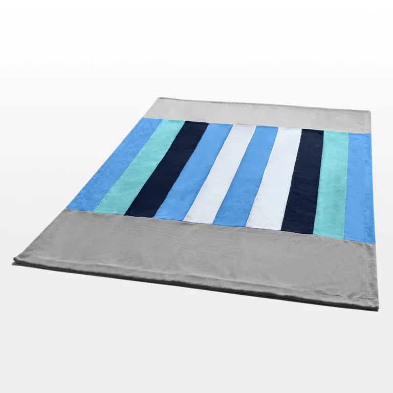 Onitiva - Oceanus - Soft Coral Fleece Patchwork Throw Blanket (59 by 78.7 inches) Photo 3