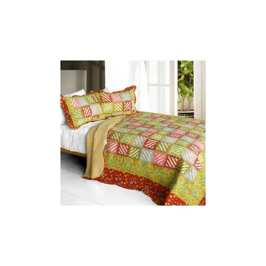 Paradise Ranch -  3PC Cotton Contained Vermicelli-Quilted Patchwork Quilt Set (Full/Queen Size) Photo 1