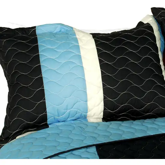 Peace of Mind -  3PC Vermicelli-Quilted Patchwork Quilt Set (Full/Queen Size) Photo Swatch