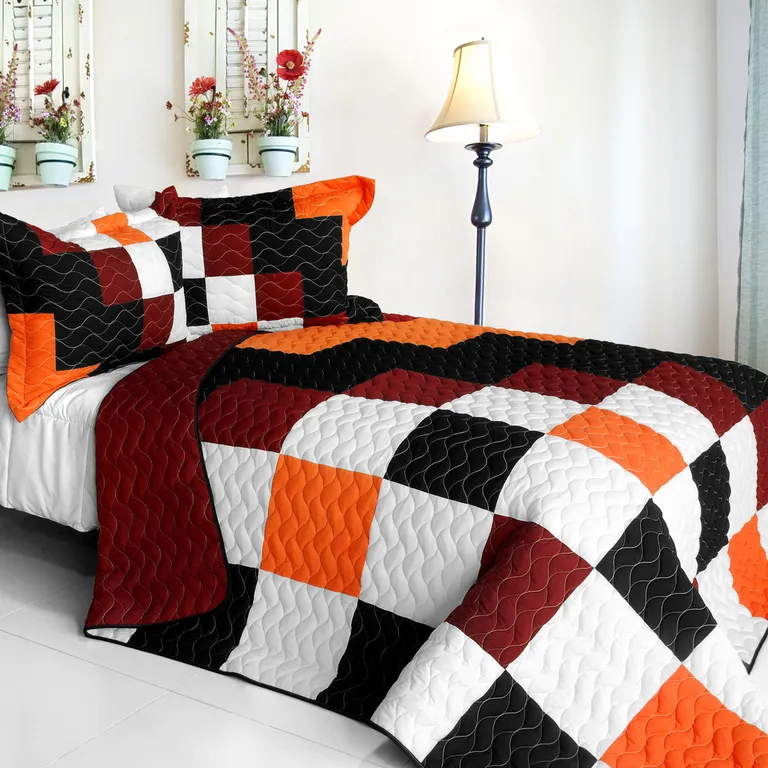 Plaid - Brand New Vermicelli-Quilted Patchwork Quilt Set Full/Queen Photo 1