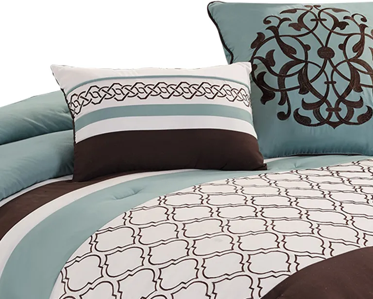 Quatrefoil King Size 8 Piece Fabric Comforter Set Photo 3