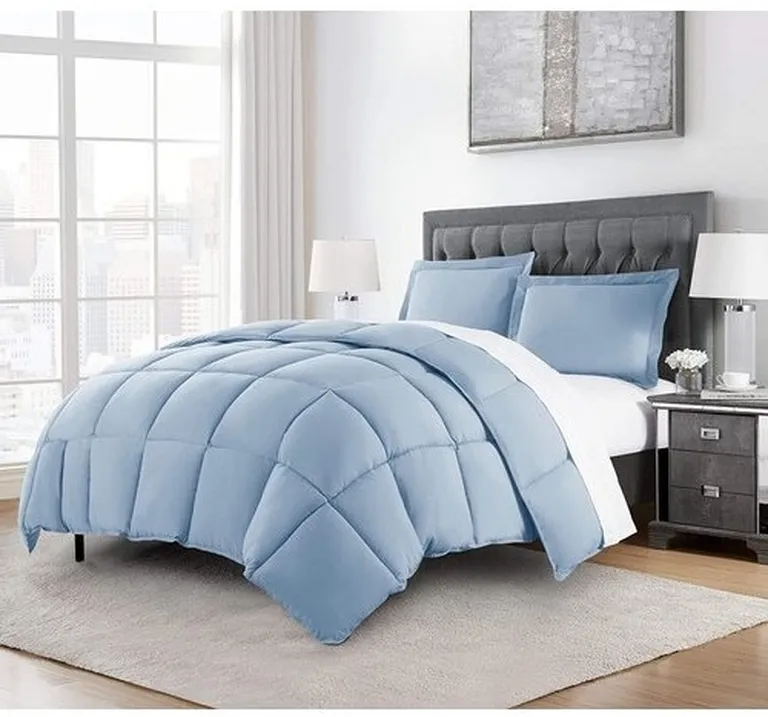 Queen Size Reversible Microfiber Down Alternative Comforter Set Photo 1