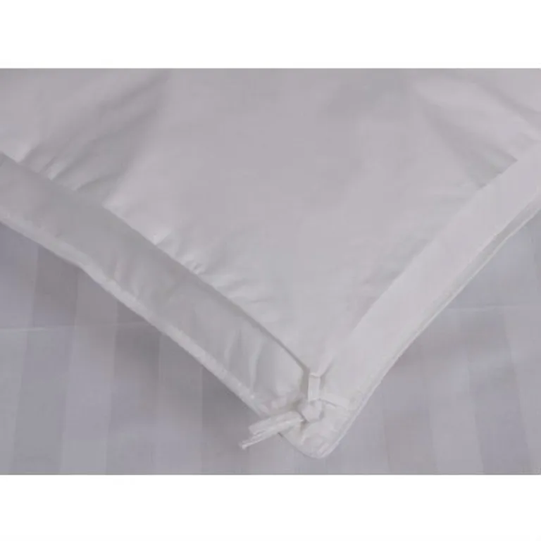 Queen size Hypoallergenic Down Alternative Comforter Photo 2