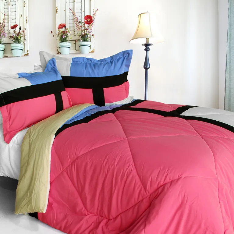 Remember Mackenzie - Quilted Patchwork Down Alternative Comforter Set (Full/Queen Size) Photo 1