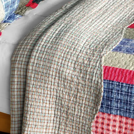 Retro Stripe -  Cotton 3PC Vermicelli-Quilted Patchwork Quilt Set (Full/Queen Size) Photo 4