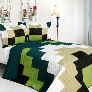 Photo of Rising Girl - Vermicelli-Quilted Patchwork Geometric Quilt Set Full/Queen