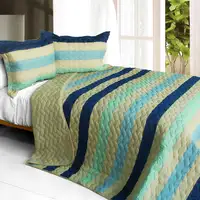 Photo of Rising to the Top - 3PC Vermicelli-Quilted Patchwork Quilt Set (Full/Queen Size)