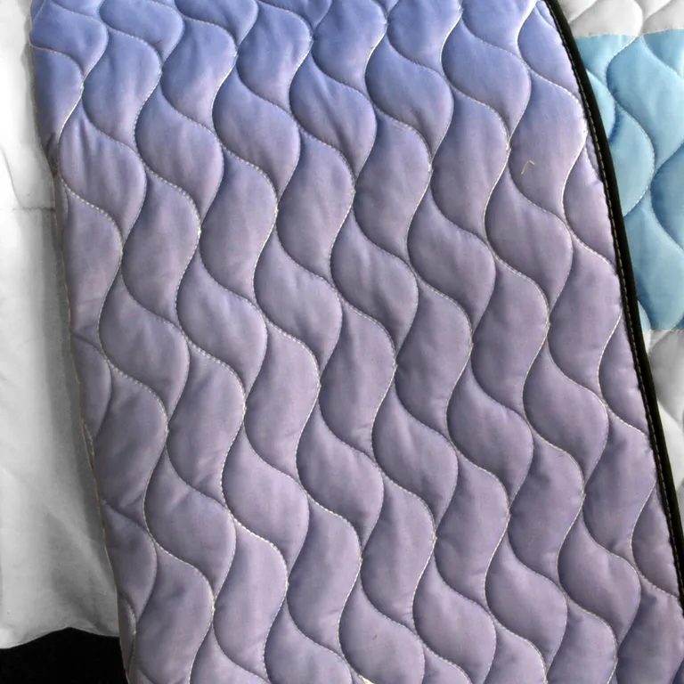 Romantic Macaron - 3PC Vermicelli - Quilted Patchwork Quilt Set (Full/Queen Size) Photo 3