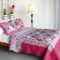 Photo of Rose Garden - Cotton 3PC Vermicelli-Quilted Patchwork Quilt Set (Full/Queen Size)