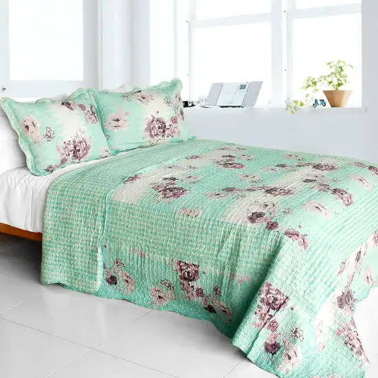 Rural Sky -  Cotton 3PC Vermicelli-Quilted Floral Patchwork Quilt Set (Full/Queen Size) Photo 1