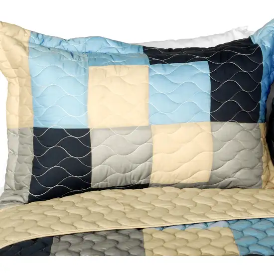 Russian Coffee -  3PC Vermicelli-Quilted Patchwork Quilt Set (Full/Queen Size) Photo 3