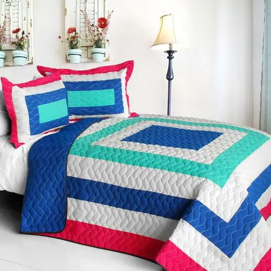 Sea's Passion -  Vermicelli-Quilted Patchwork Geometric Quilt Set Full/Queen Photo 1