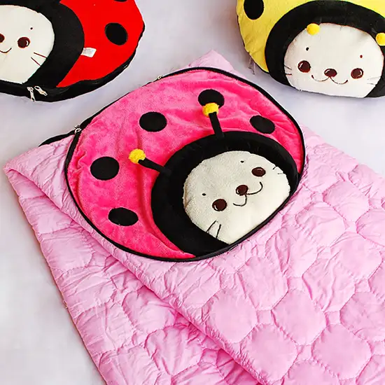 Sirotan - Ladybug Pink -  Blanket Pillow Cushion / Travel Pillow Blanket (39.4 by 59.1 inches) Photo 3