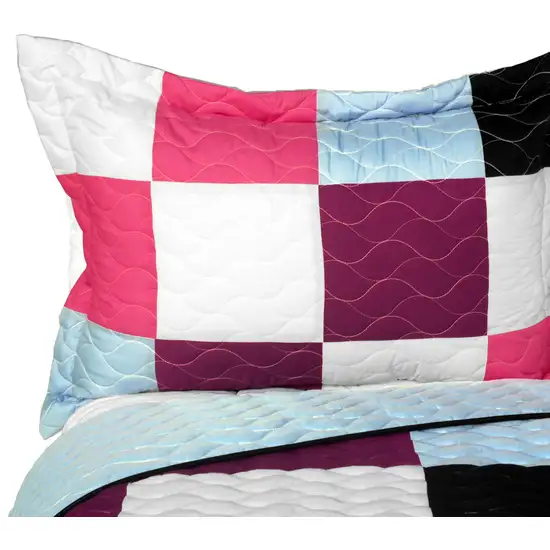 Sweet Berry Smack -  3PC Vermicelli - Quilted Patchwork Quilt Set (Full/Queen Size) Photo 3