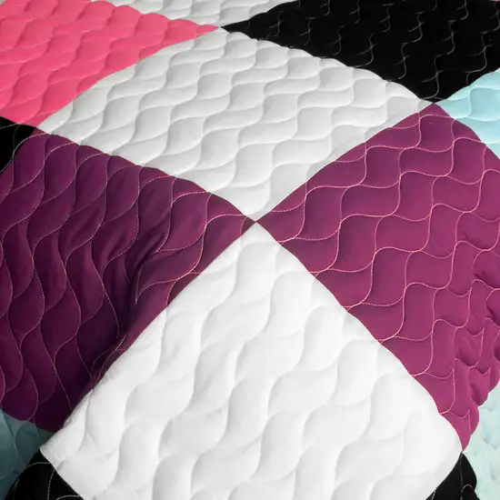 Sweet Berry Smack -  3PC Vermicelli - Quilted Patchwork Quilt Set (Full/Queen Size) Photo 5