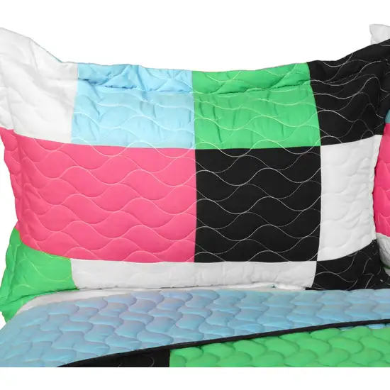 Throb of Encounters -  3PC Vermicelli - Quilted Patchwork Quilt Set (Full/Queen Size) Photo 3