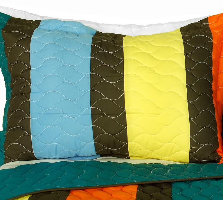 Time Chain - 3PC Vermicelli-Quilted Patchwork Quilt Set (Full/Queen Size) Photo 1