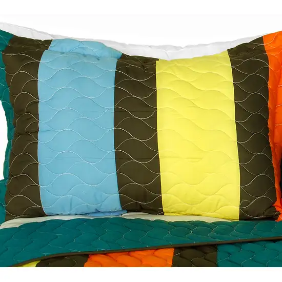 Time Chain -  3PC Vermicelli-Quilted Patchwork Quilt Set (Full/Queen Size) Photo 2