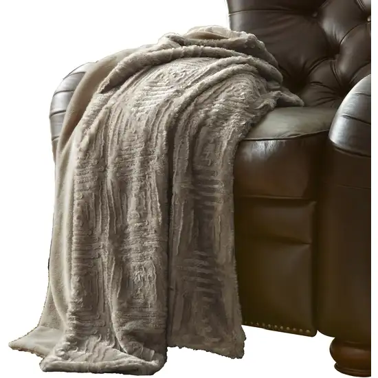 Treviso Faux Fur Throw with Fret Pattern The Urban Port Photo 1