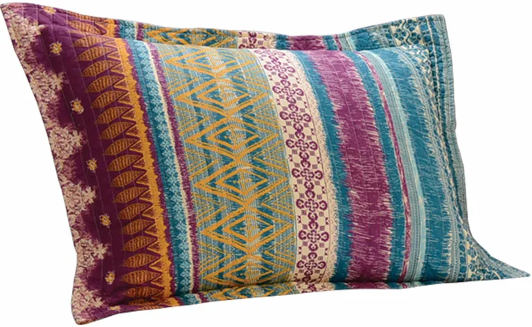 Tribal Print Full Quilt Set with Decorative Pillows Photo 2