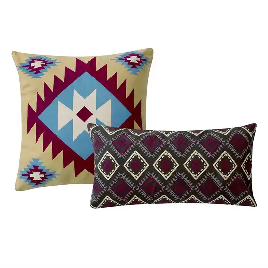 Tribal Print King Quilt Set with Decorative Pillows Photo 3