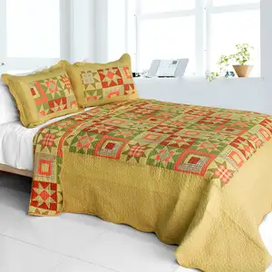 Photo of Twilight Time - Cotton 3PC Vermicelli-Quilted Patchwork Quilt Set (Full/Queen Size)