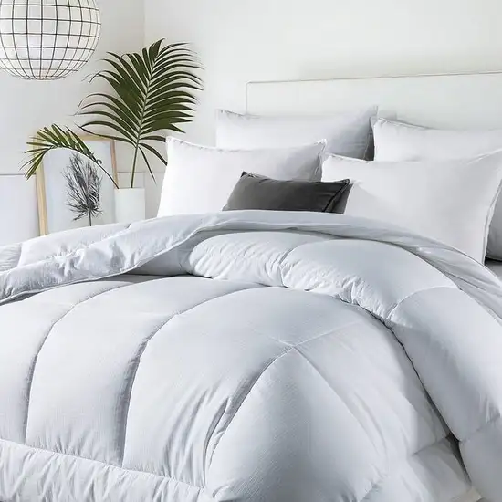 Twin Size All Seasons Soft White Polyester Down Alternative Comforter Photo 1