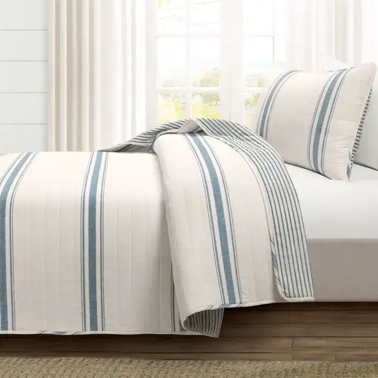 Twin/Twin XL Blue White 2 Piece Stripe Reversible Cotton Quilt Set Photo 2