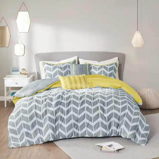 Twin / Twin XL Reversible Comforter Set in Grey White Yellow Chevron Stripe Photo 3