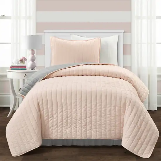 Twin/Twin XL Soft Reversible Lightweight Quilt Set in Rose Blush Pink and Grey Photo 1