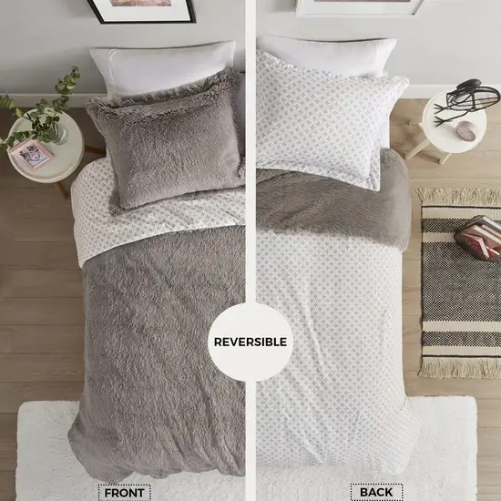 Twin/Twin XL size Grey Reversible Soft Sherpa Faux Fur 2-Piece Comforter Set Photo 5