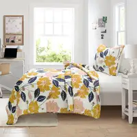 Photo of Twin/TwinXL Aloha Hawaiian Floral Lightweight Quilt Set