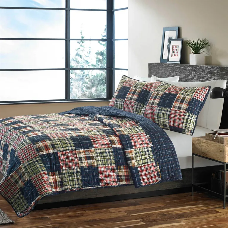 Twin size Farmhouse Plaid 100-Percent Cotton Reversible Quilt Set Photo 1