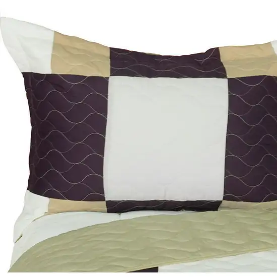 Vintage Fashion -  3PC Vermicelli-Quilted Patchwork Quilt Set (Full/Queen Size) Photo 2