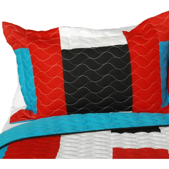 Vital Vibrations -  Vermicelli-Quilted Patchwork Geometric Quilt Set Full/Queen Photo 2