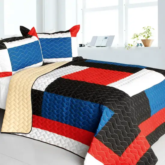 Water Ballet -  3PC Vermicelli - Quilted Patchwork Quilt Set (Full/Queen Size) Photo 1