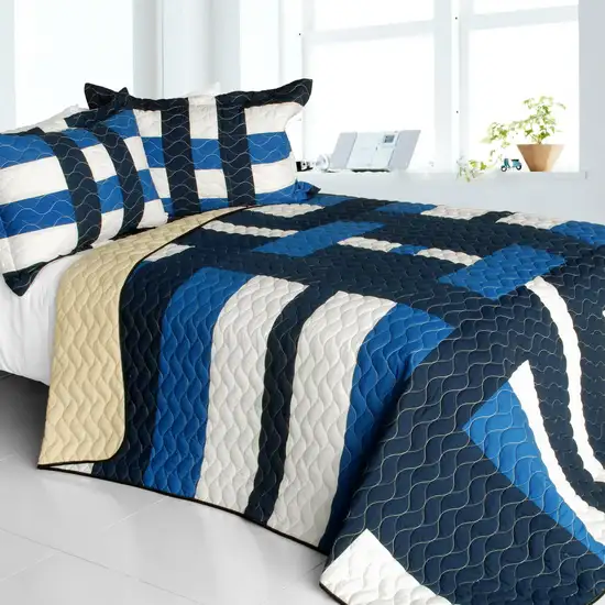 Waves Axero -  Vermicelli-Quilted Patchwork Geometric Quilt Set Full/Queen Photo 1