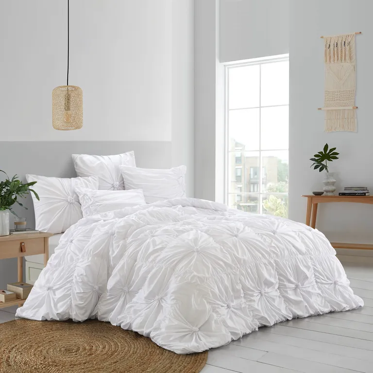 White King PolYester 180 Thread Count Washable Down Comforter Set Photo 4