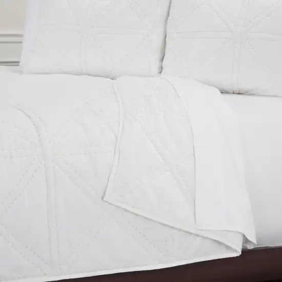 White Queen 100% Cotton 300 Thread Count Machine Washable Down Alternative Comforter Photo 3