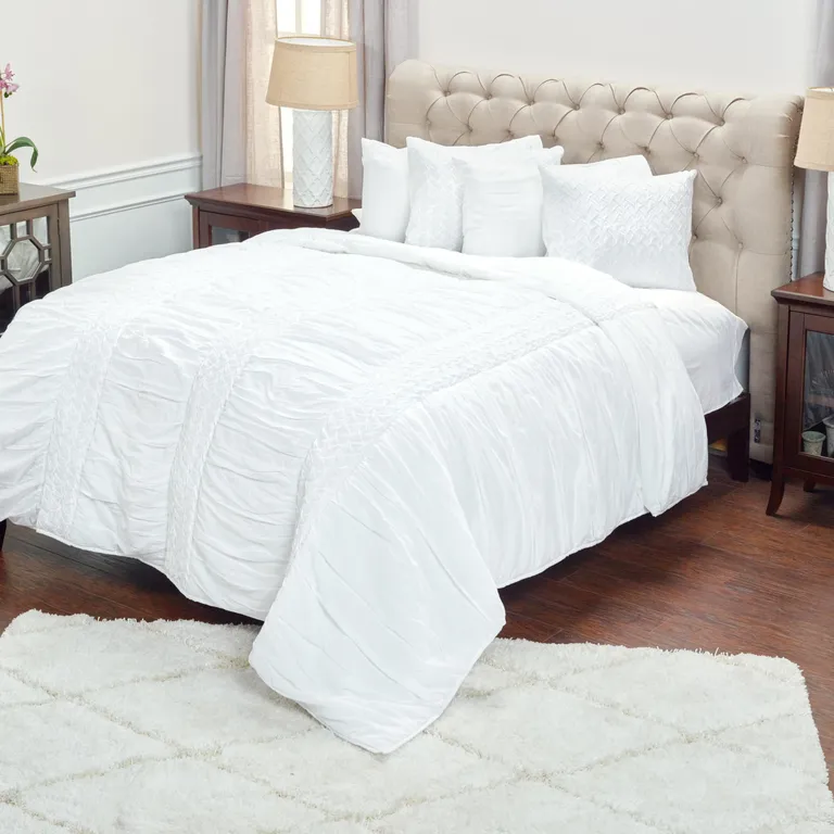 White Queen 100% Cotton 300 Thread Count Machine Washable Down Alternative Comforter Photo 4