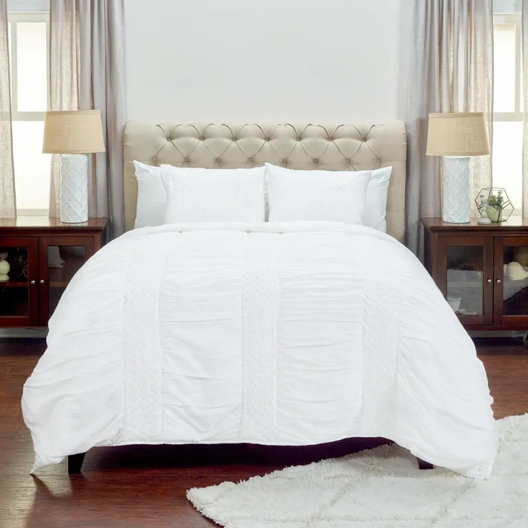 White Queen 100% Cotton 300 Thread Count Machine Washable Down Alternative Comforter Photo 2