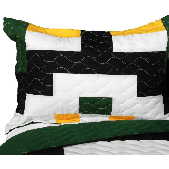 Wilderness Trip -  3PC Vermicelli - Quilted Patchwork Quilt Set (Full/Queen Size) Photo 3