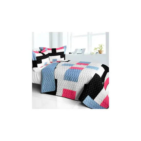 Wonderful Date Day -  3PC Vermicelli - Quilted Patchwork Quilt Set (Full/Queen Size) Photo Swatch