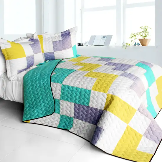 Wonderful Melody -  3PC Vermicelli - Quilted Patchwork Quilt Set (Full/Queen Size) Photo
